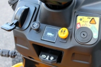 Cub Cadet XT1 OS96 Oldalkidobós fűnyírótraktor (13C8A1CF603) thumbnail