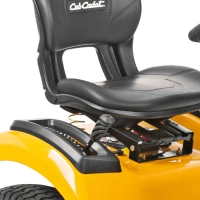 Cub Cadet XT1 OS96 Oldalkidobós fűnyírótraktor (13C8A1CF603) thumbnail