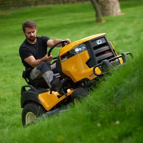 Cub Cadet XT3 QS127 Oldalkidobós Fűnyíró Traktor (14BFA5CQ603)